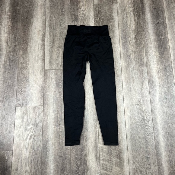 VS Black Seamless Yoga Pants - Picture 1 of 8